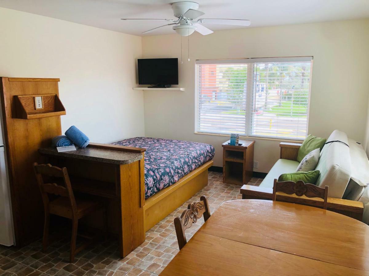 Ebb Tide Motel St. Pete Beach Kültér fotó